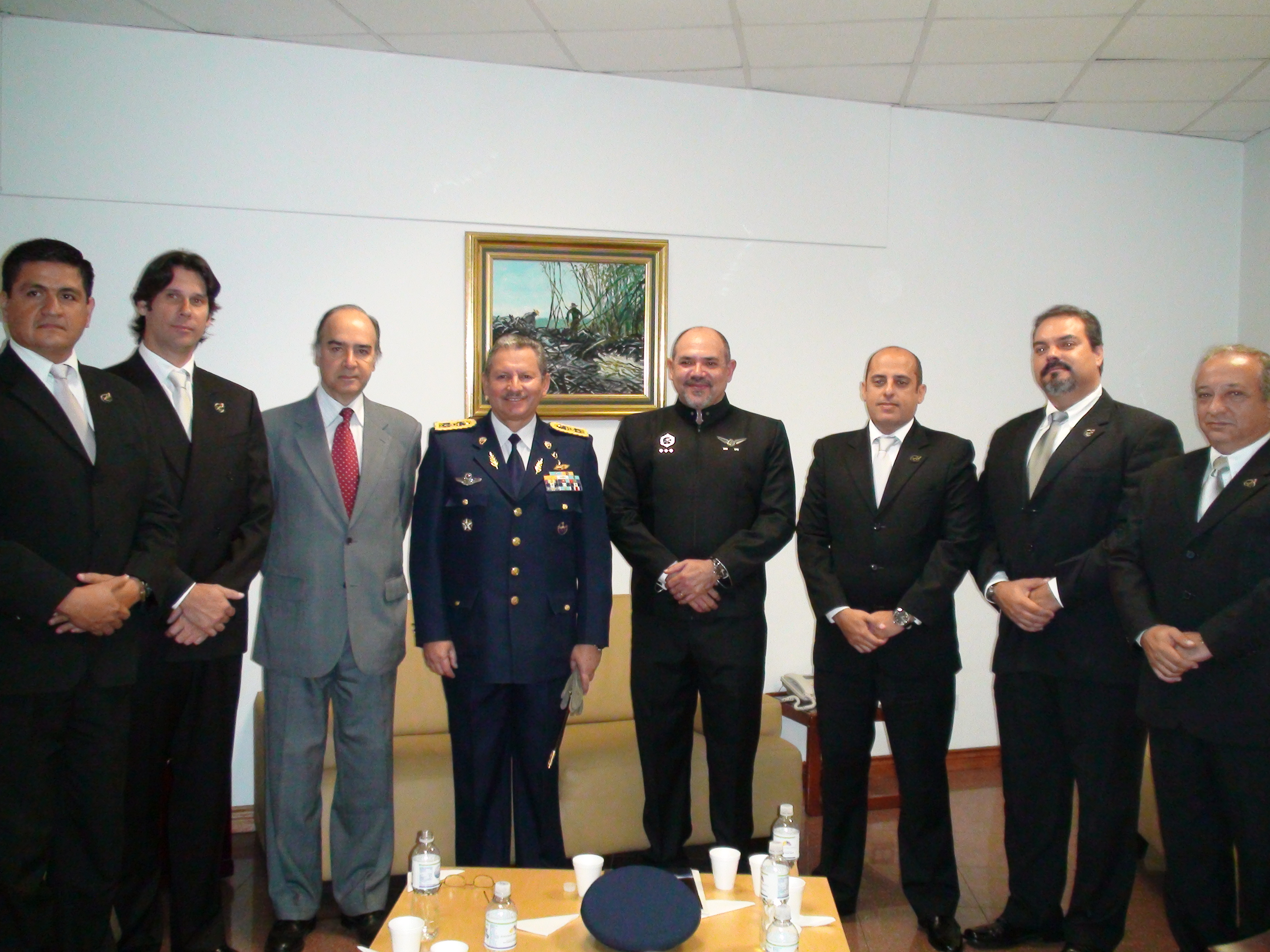 http://www.exa.ec/bp38/ASAMBLEA%20014.JPG