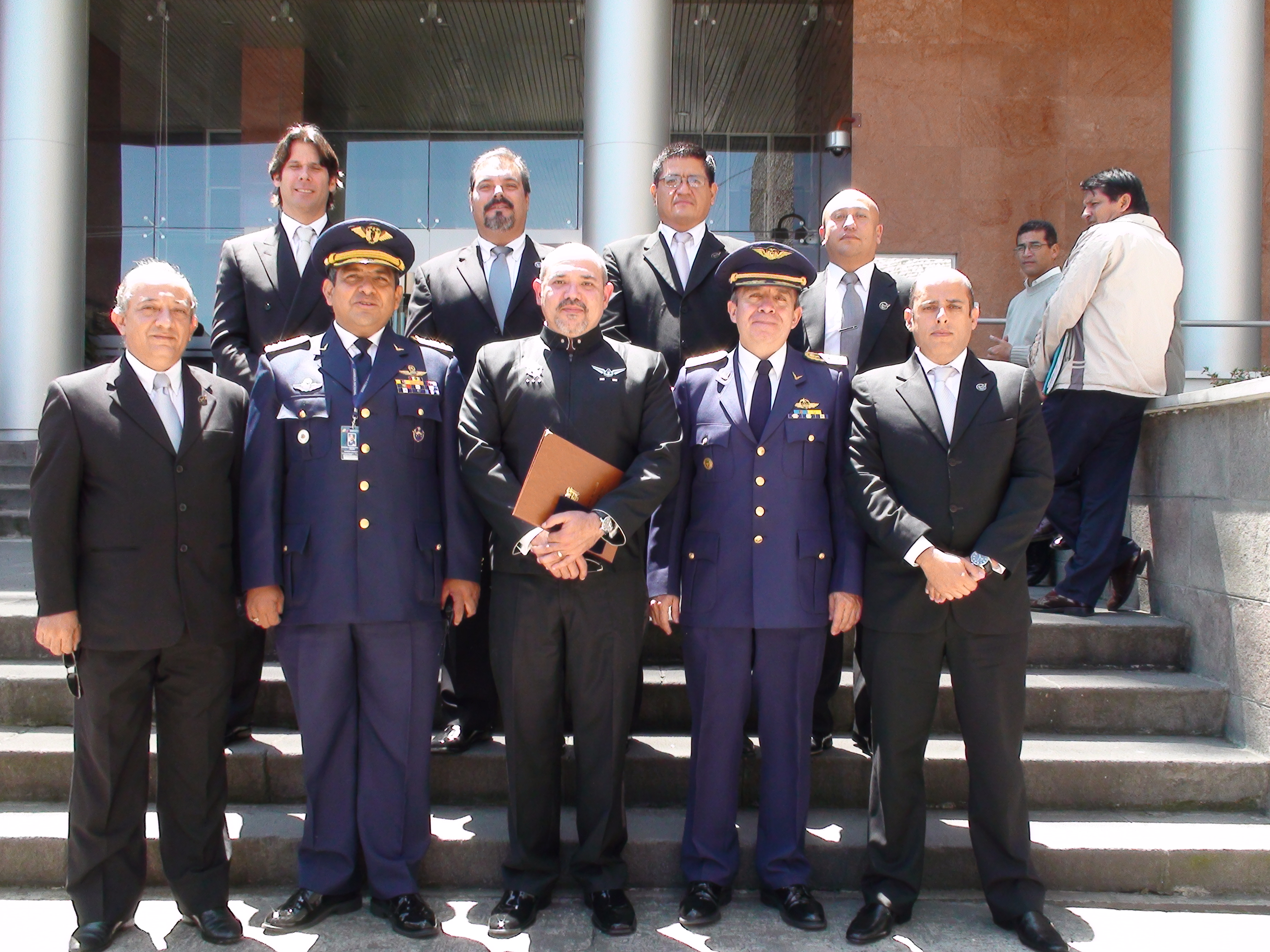 http://www.exa.ec/bp38/ASAMBLEA%20036.JPG